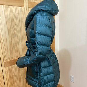 Kenneth Cole women puffer coat size L